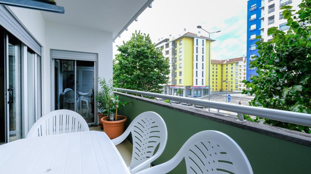 Ponta Delgada Ellierose Apartment מראה חיצוני תמונה