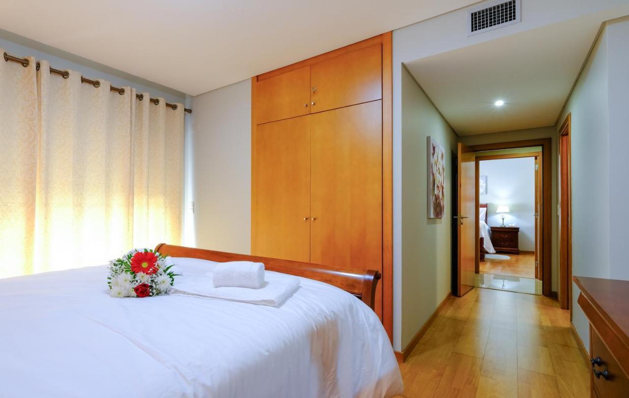Ponta Delgada Ellierose Apartment מראה חיצוני תמונה