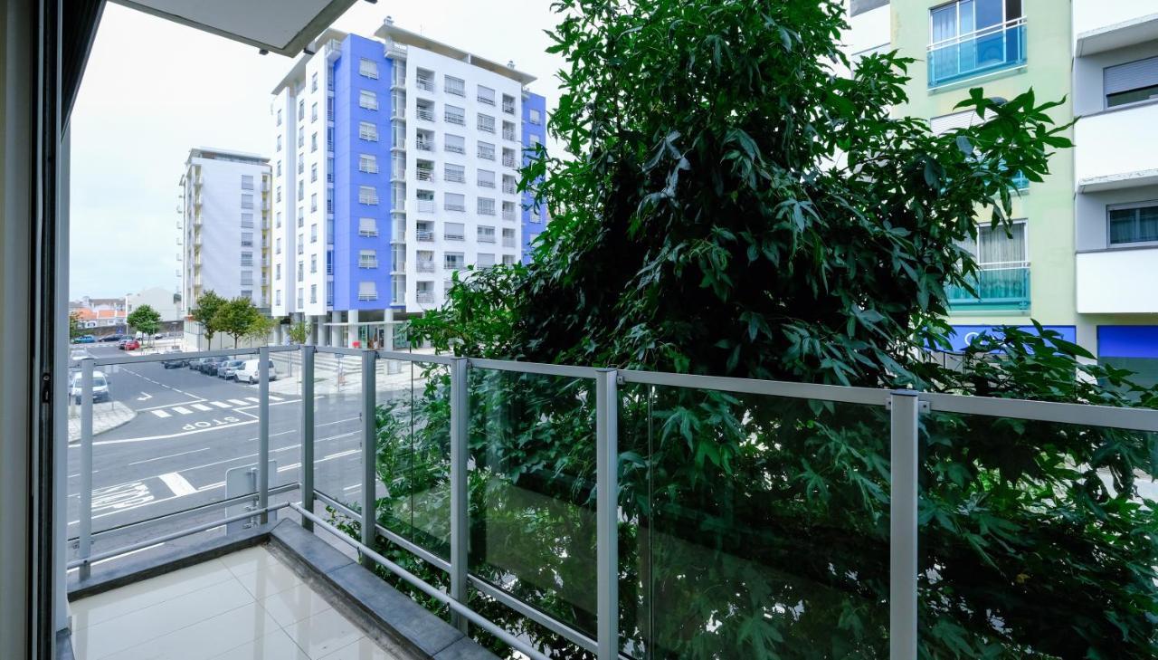 Ponta Delgada Ellierose Apartment מראה חיצוני תמונה